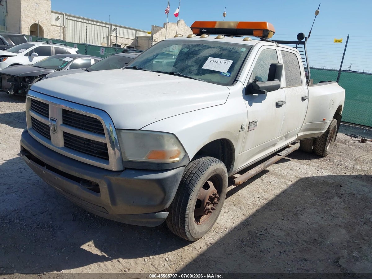 2010 DODGE RAM 3500 ST — снимка 2