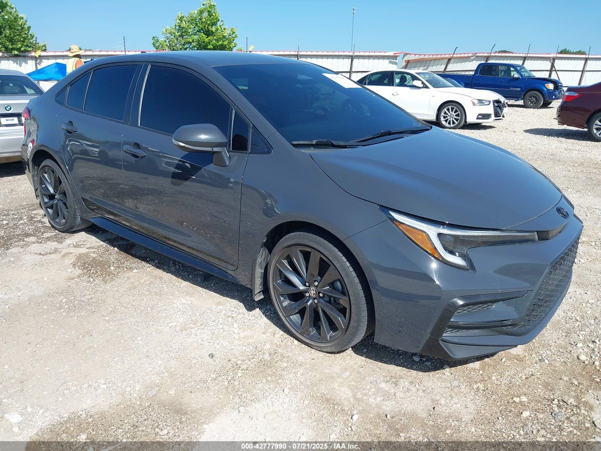 2024 TOYOTA COROLLA SE
