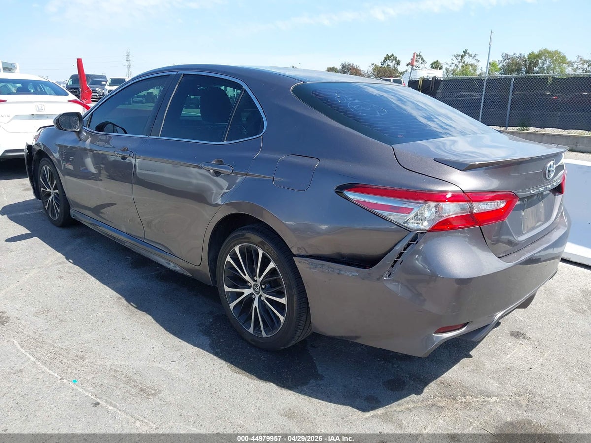 2018 TOYOTA CAMRY SE — снимка 3