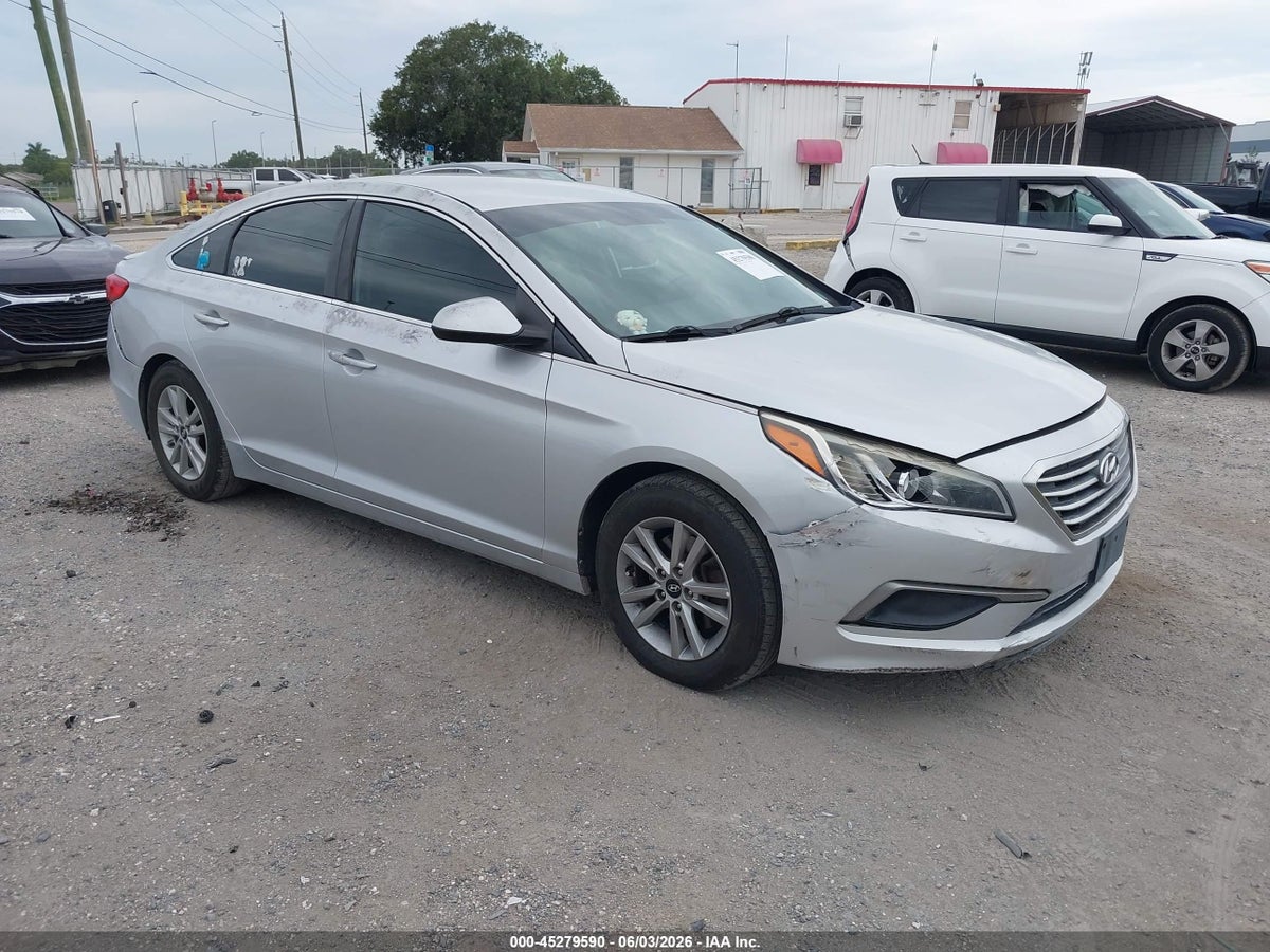 2016 HYUNDAI SONATA SE
