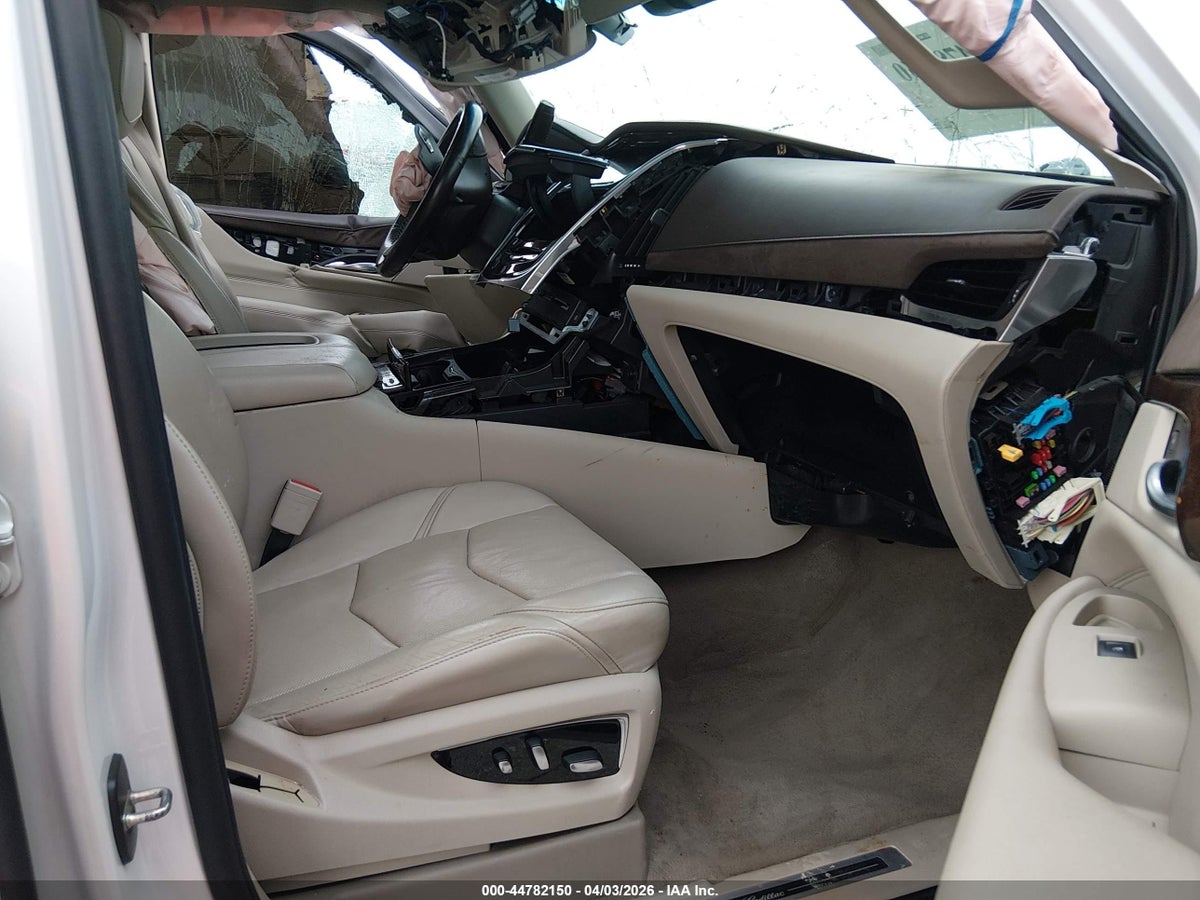 2017 CADILLAC ESCALADE LUXURY — снимка 5