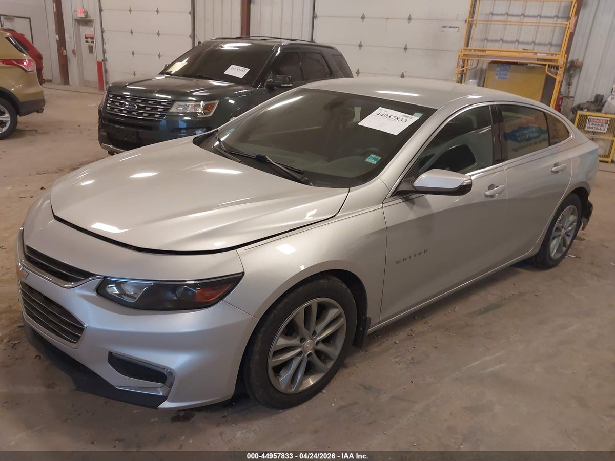2017 CHEVROLET MALIBU 1LT — снимка 2