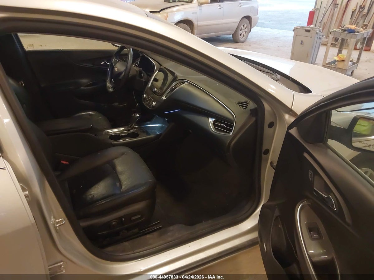 2017 CHEVROLET MALIBU 1LT — снимка 5