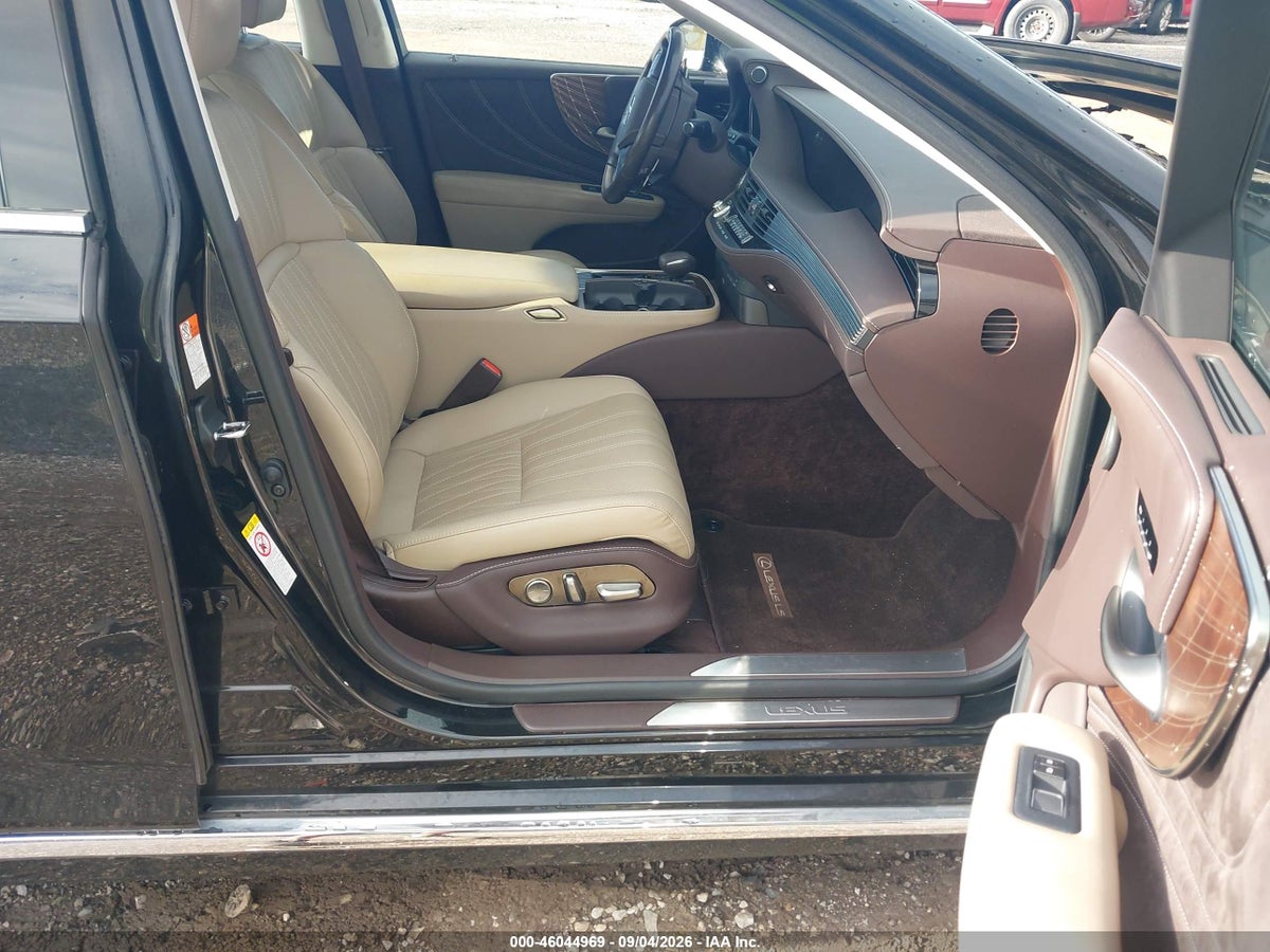 2019 LEXUS LS 500 — снимка 5