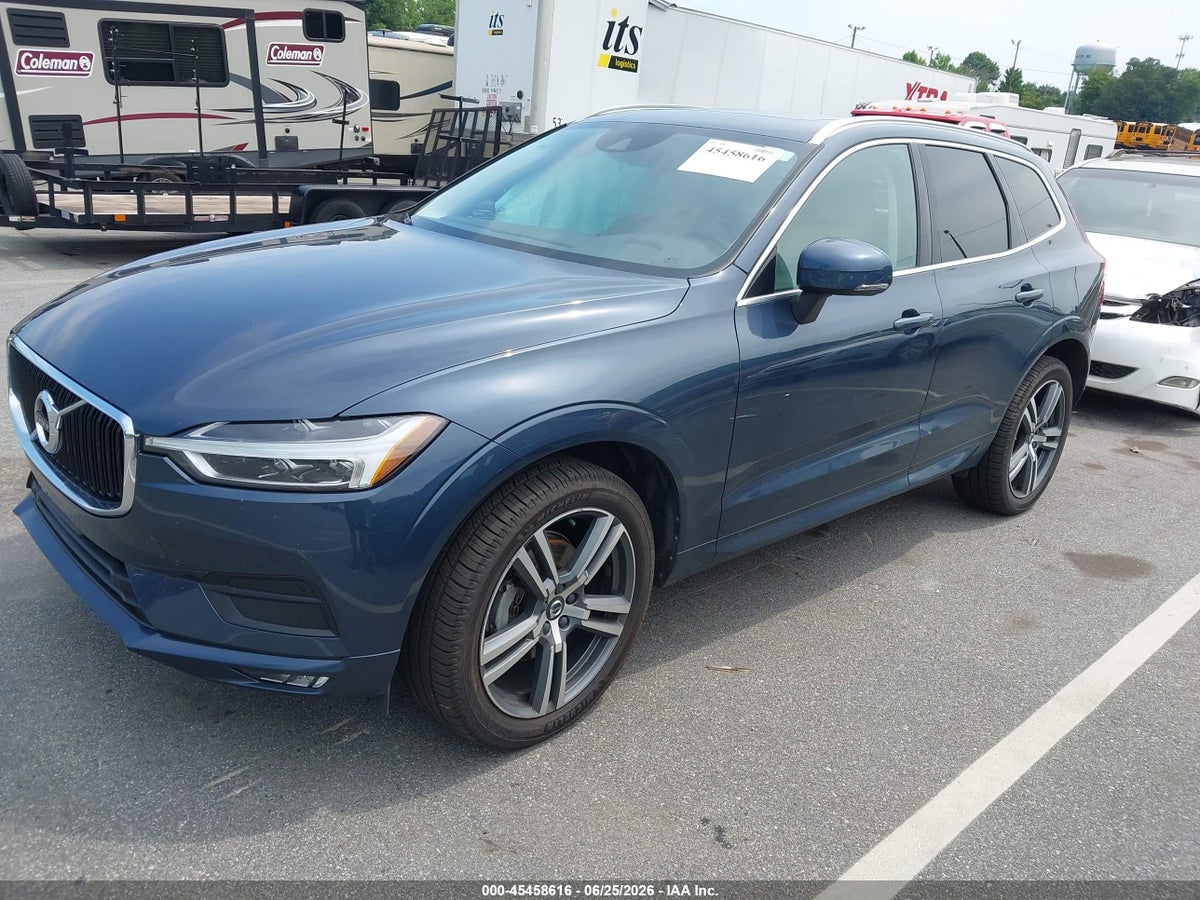 2021 VOLVO XC60 T5 MOMENTUM — снимка 2