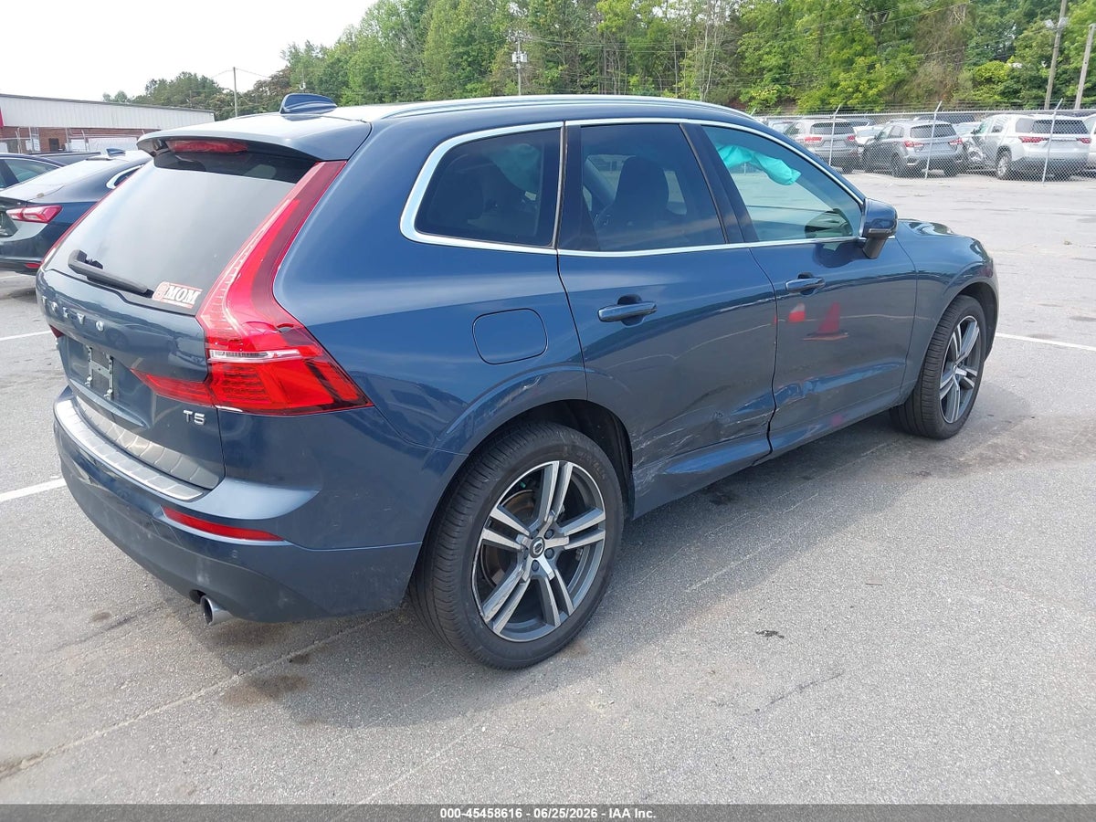 2021 VOLVO XC60 T5 MOMENTUM — снимка 4