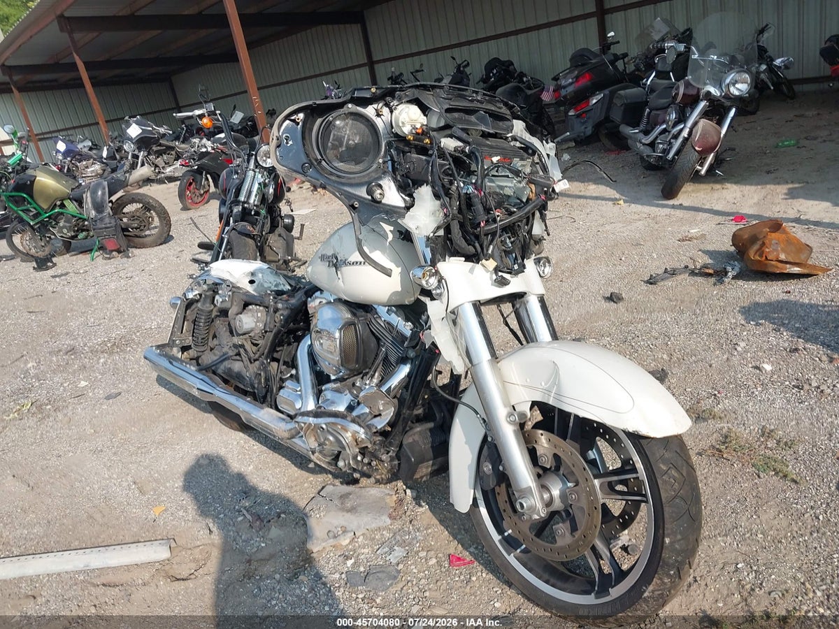 2015 HARLEY-DAVIDSON FLHXS STREET GLIDE SPECIAL