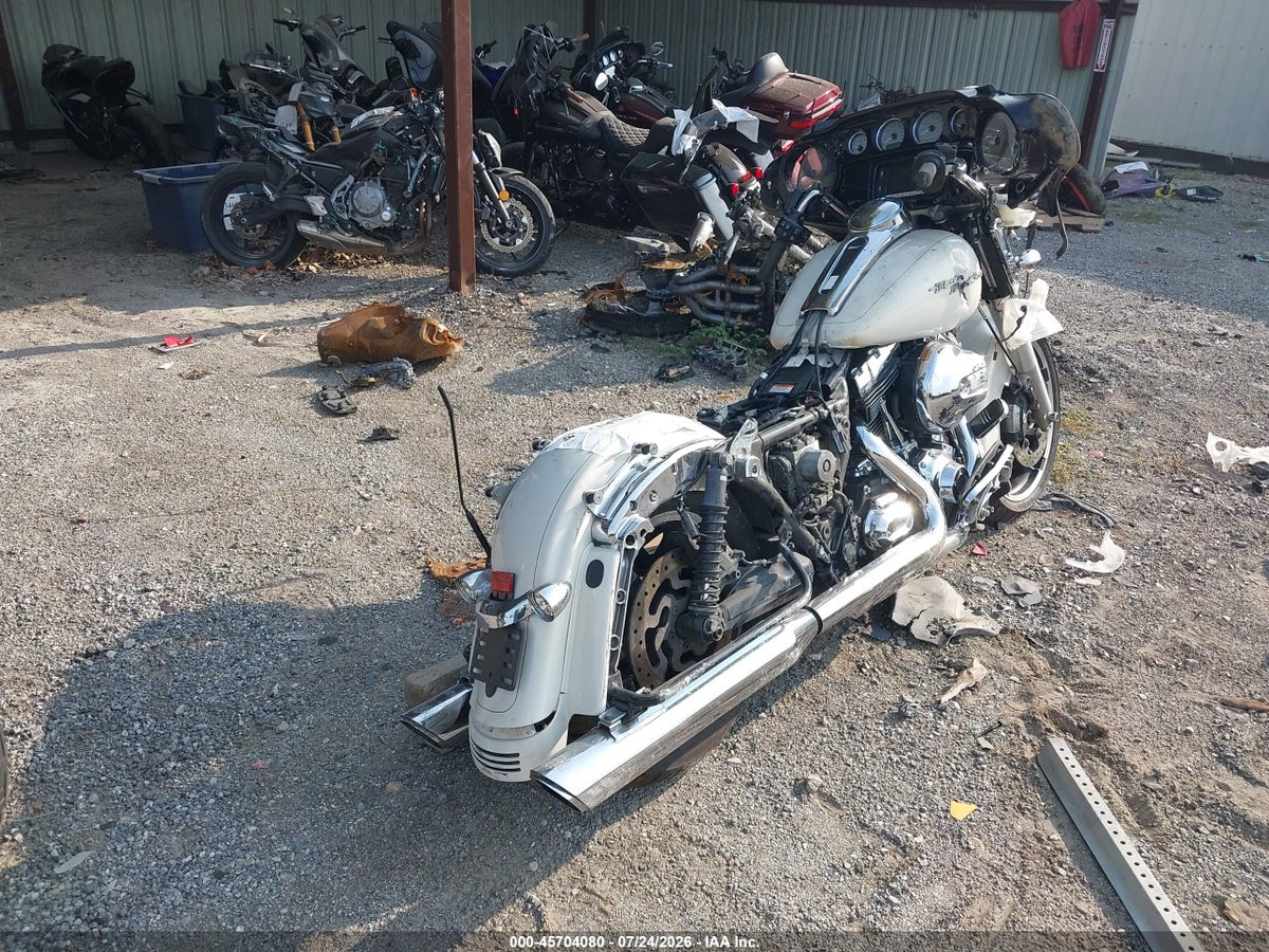 2015 HARLEY-DAVIDSON FLHXS STREET GLIDE SPECIAL — снимка 4