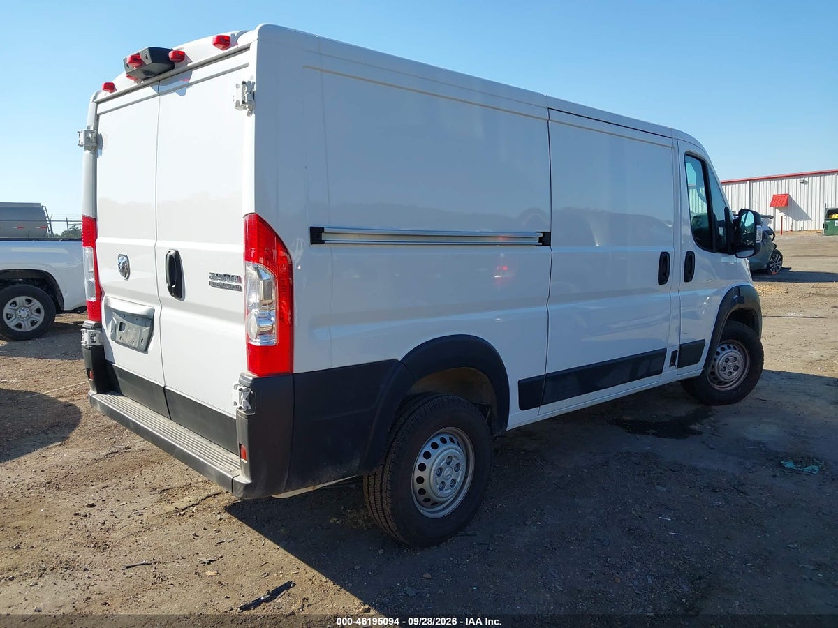 2026 RAM PROMASTER 2500 TRADESMAN LOW ROOF 136 WB W/PASS SEAT — снимка 4