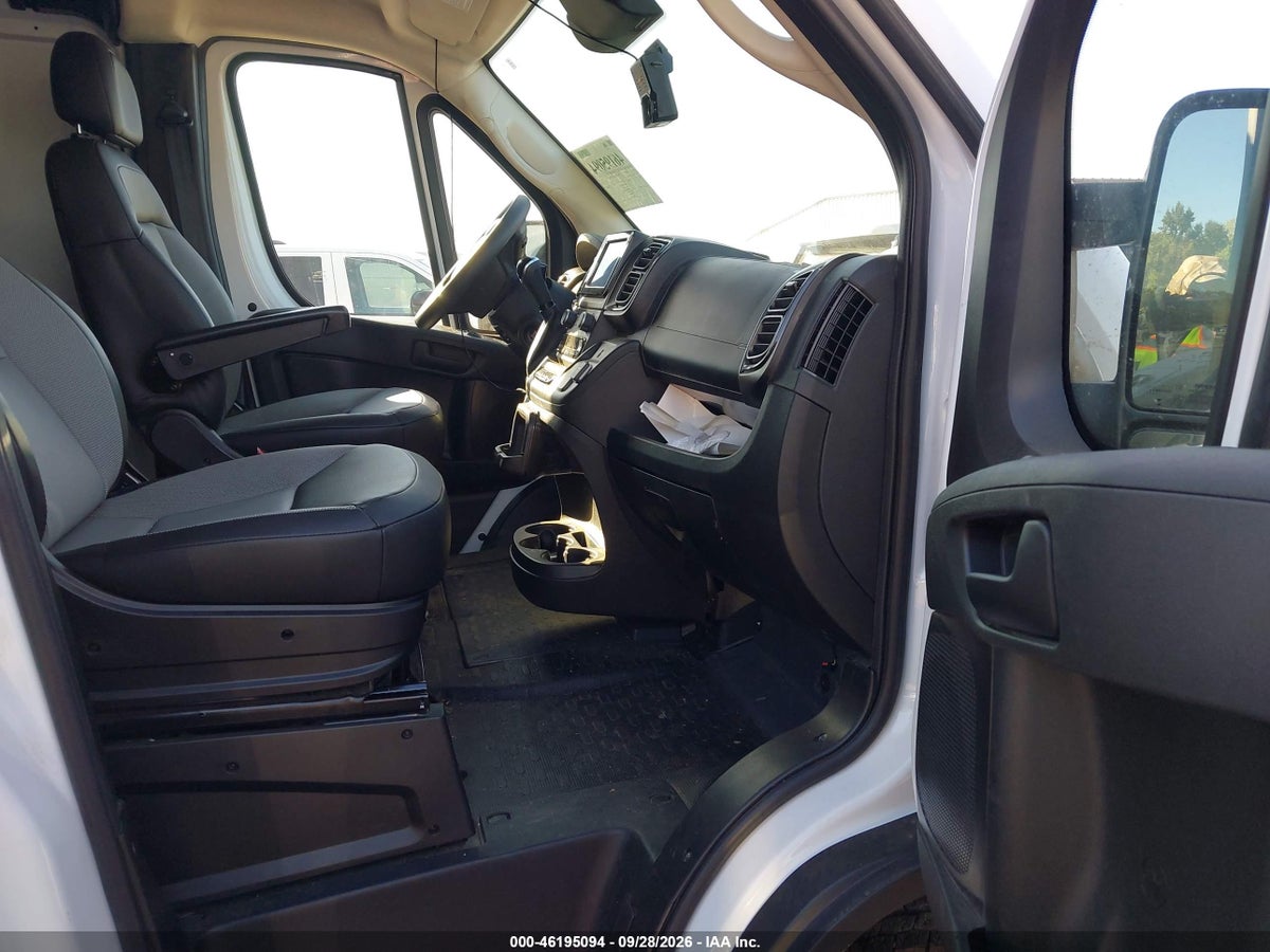 2026 RAM PROMASTER 2500 TRADESMAN LOW ROOF 136 WB W/PASS SEAT — снимка 5