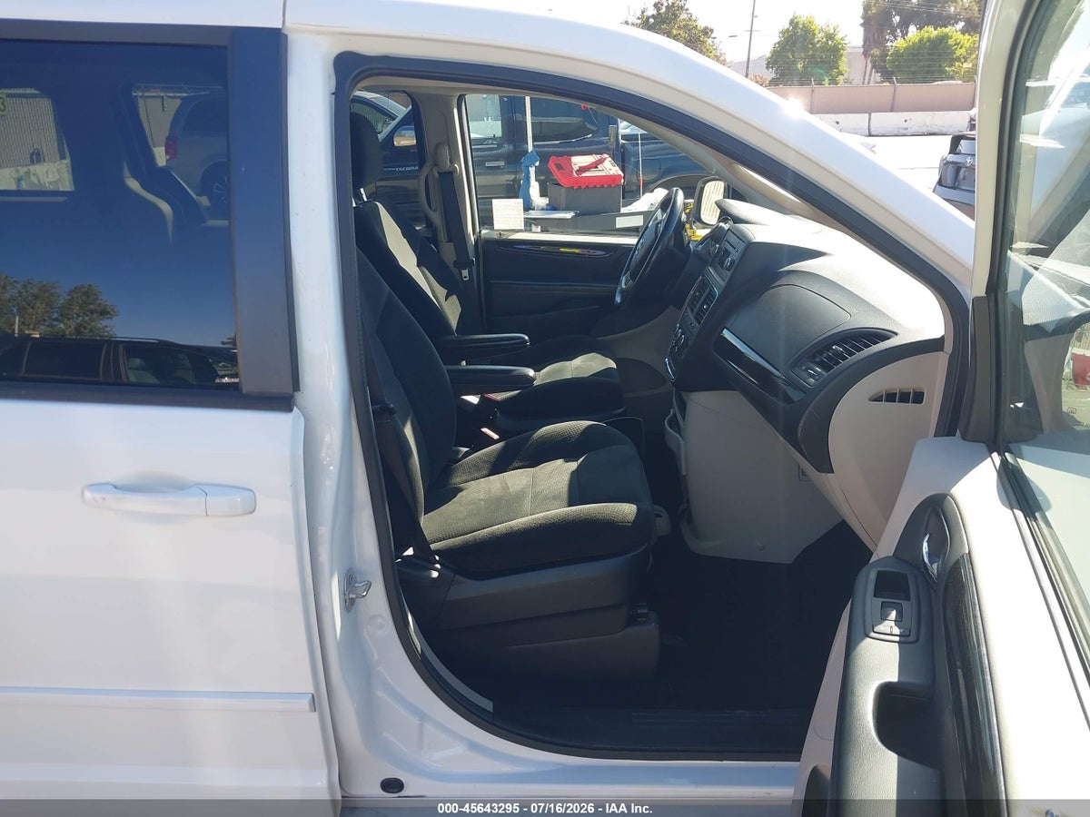 2016 DODGE GRAND CARAVAN SE — снимка 5