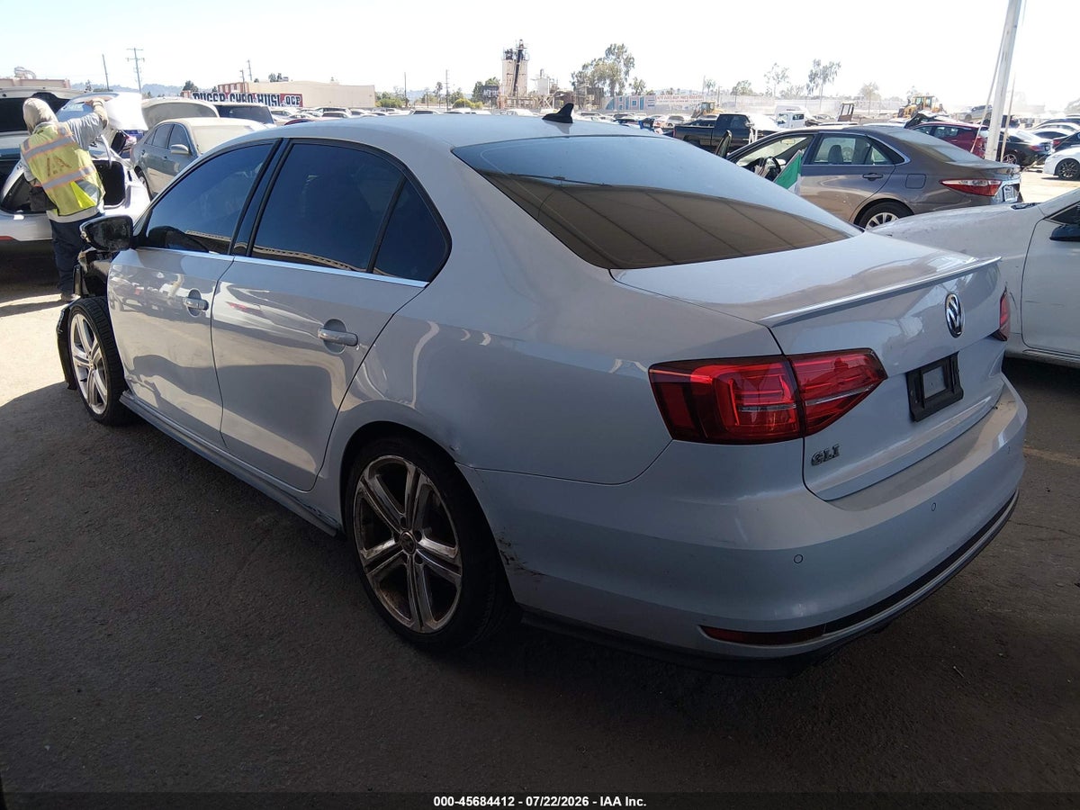 2017 VOLKSWAGEN JETTA GLI — снимка 3