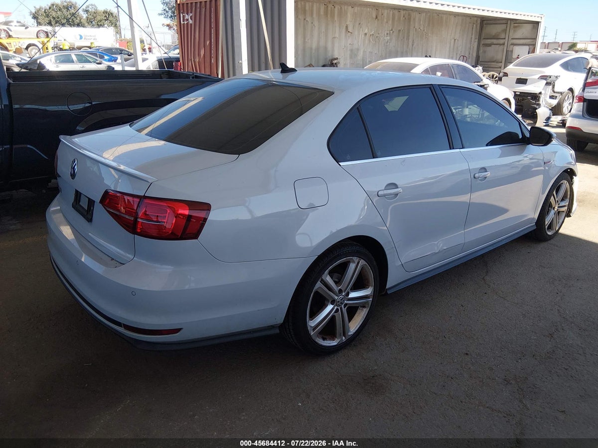 2017 VOLKSWAGEN JETTA GLI — снимка 4