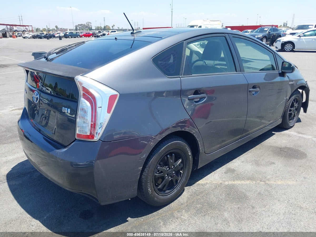 2013 TOYOTA PRIUS FOUR — снимка 4
