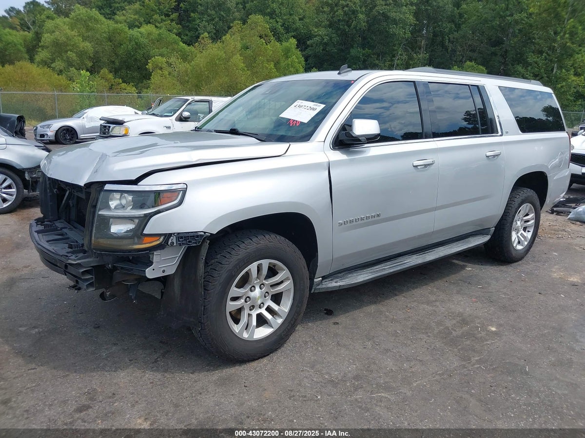 2015 CHEVROLET SUBURBAN 1500 LT — снимка 2
