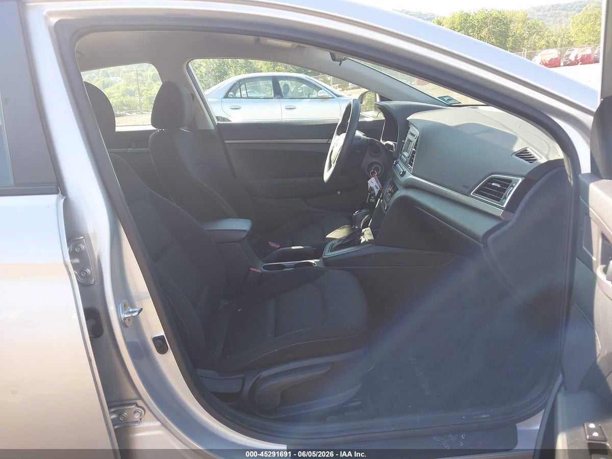 2018 HYUNDAI ELANTRA SE — снимка 5